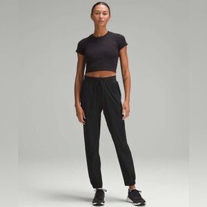 Lululemon sz 2 new without tags License to Train High-Rise Pant Black